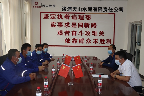 ef32c61e4d1e4a8fb6f04f8bbf67d6e7.jpg ef32c61e4d1e4a8fb6f04f8bbf67d6e7.jpg