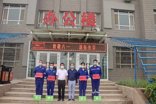 450098ee7eff4c6c889780ef78f6774d.jpg 450098ee7eff4c6c889780ef78f6774d.jpg