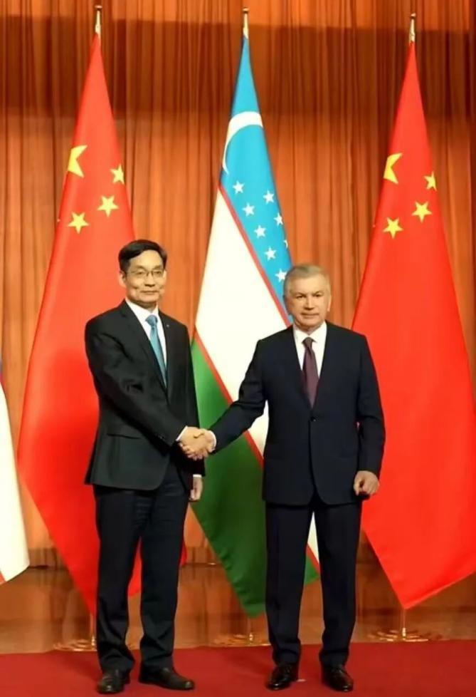  Building a New Chapter of the Belt and Road Initiative - CNBM Deepens Cooperation with Uzbekistan