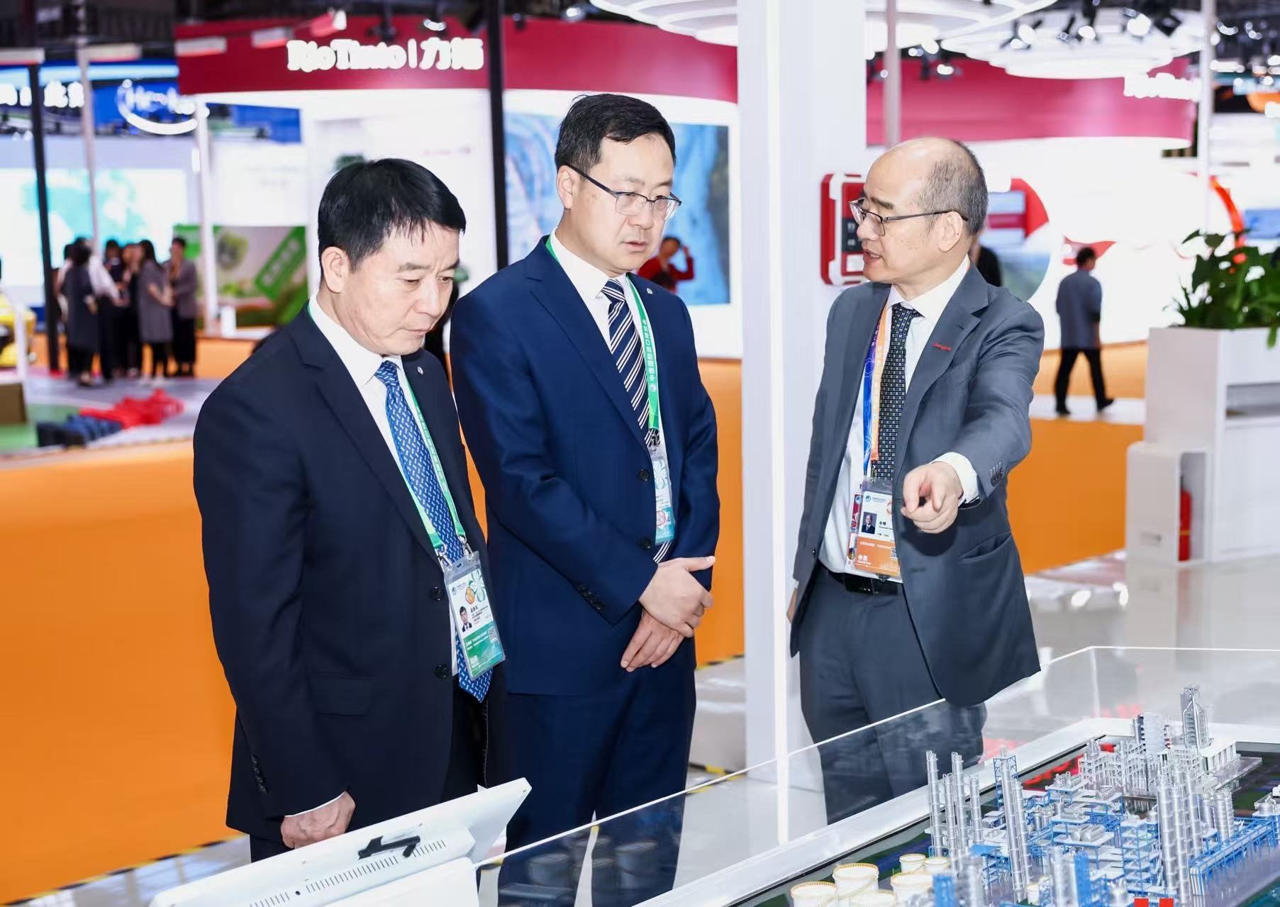 微信图片_20251108131405_824_24.jpg 微信图片_20251108131405_824_24.jpg